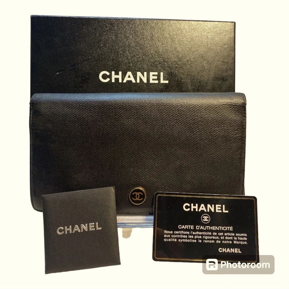 Chanel Blk CC Button Long Wallet w box & authentication card